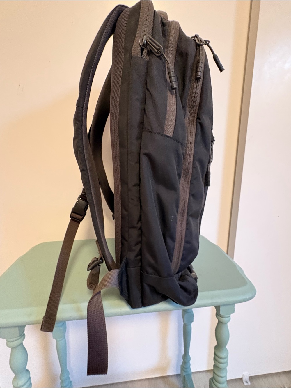 Timbuk2 “Authority” laptop backpack deluxe in eco black, good condition - Picture 2 of 8